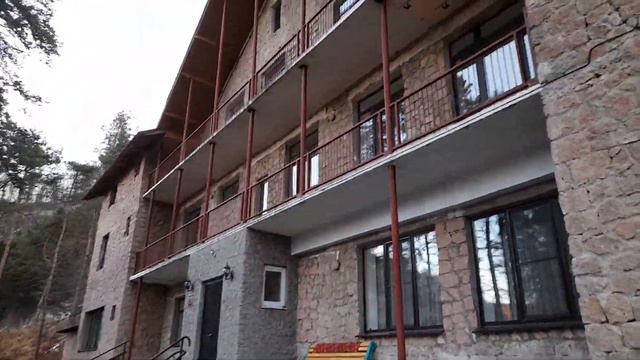 Отель Голубое озеро (18.12.2022). смотреть онлайн