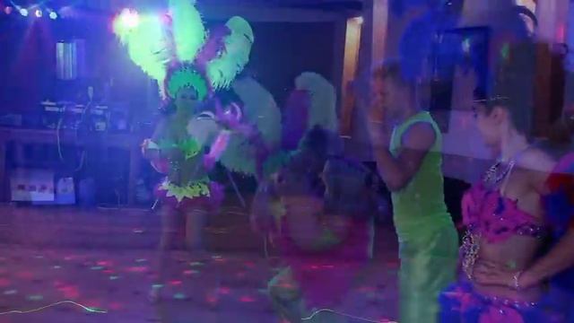 Самба перья танец смотреть онлайн