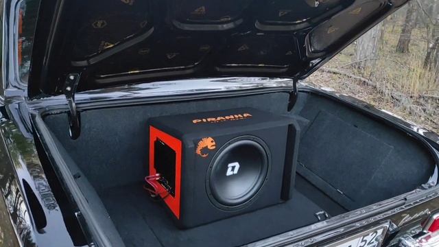 Обзор на сабвуфер DL Audio Piranha 12A Black смотреть онлайн