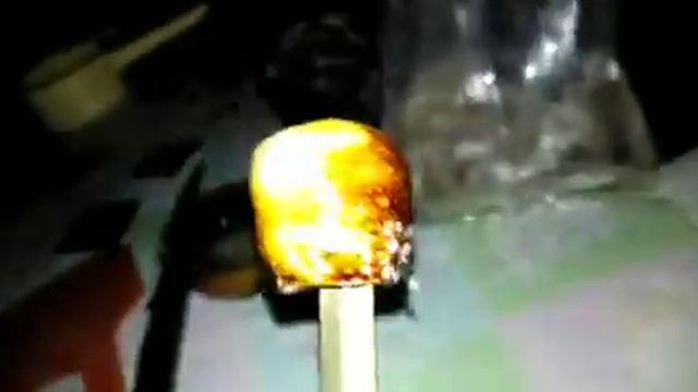 Жарим на костре маршмеллоу смотреть онлайн