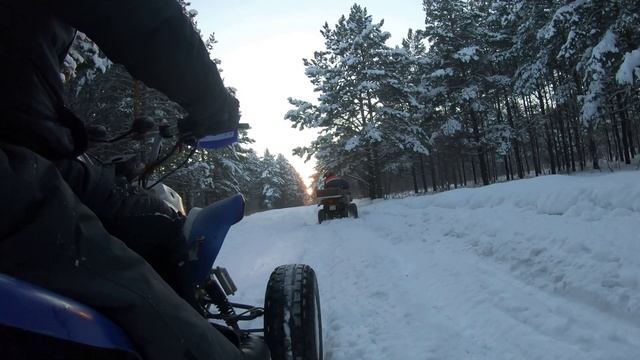 Мотоистории: Гореспасатель на квадроцикле смотреть онлайн