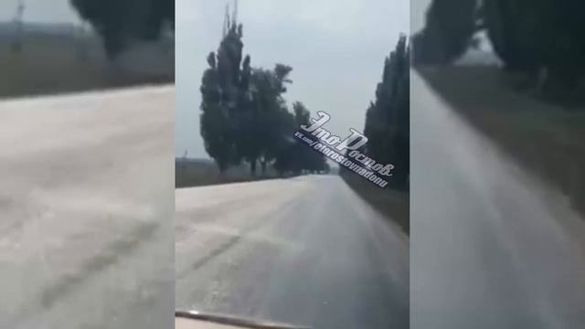 "Тающий" асфальт на трассе Ростов-Таганрог смотреть онлайн