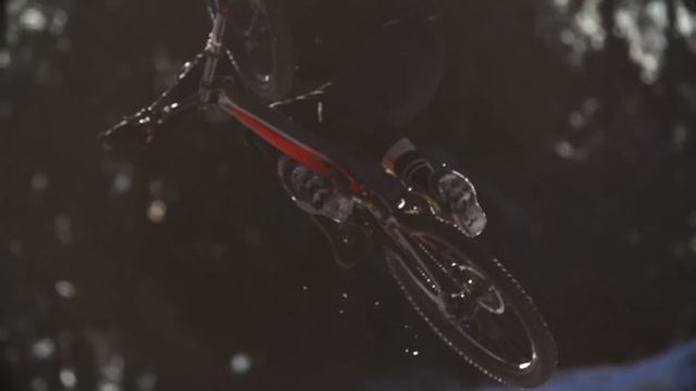 Introducing the Demo 8 Alloy смотреть онлайн