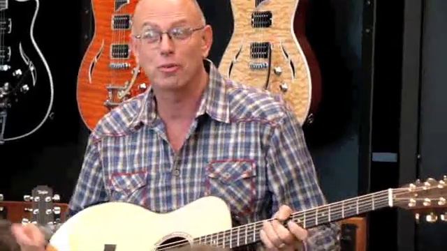Bob Taylor plays his first ever build guitar @ Taylor University смотреть онлайн
