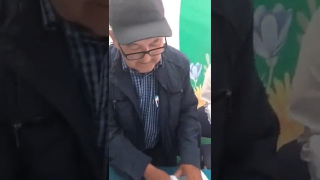 ПАЧКИ БЮЛЛЕТЕНЕЙ ЗА ТОКАЕВА ОБНАРУЖИЛИ У ИЗБИРАТЕЛЬНОЙ КОМИССИИ В НУР-СУЛТАНЕ смотреть онлайн