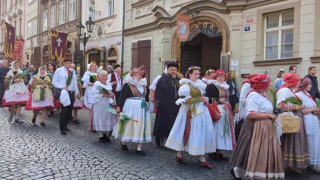 Navalis 2023. Svatojánské procesí na Karlův most, 15.05.23. смотреть онлайн