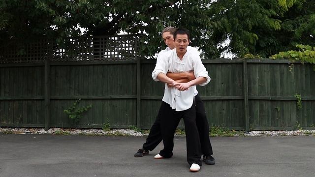 How To Use Shaolin Kung-Fu In A Combat ! смотреть онлайн
