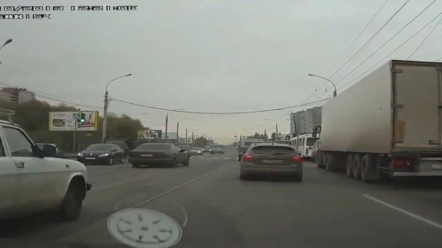 На мерине можно все! Омск, ул Лукашевича 08 10 2013 смотреть онлайн