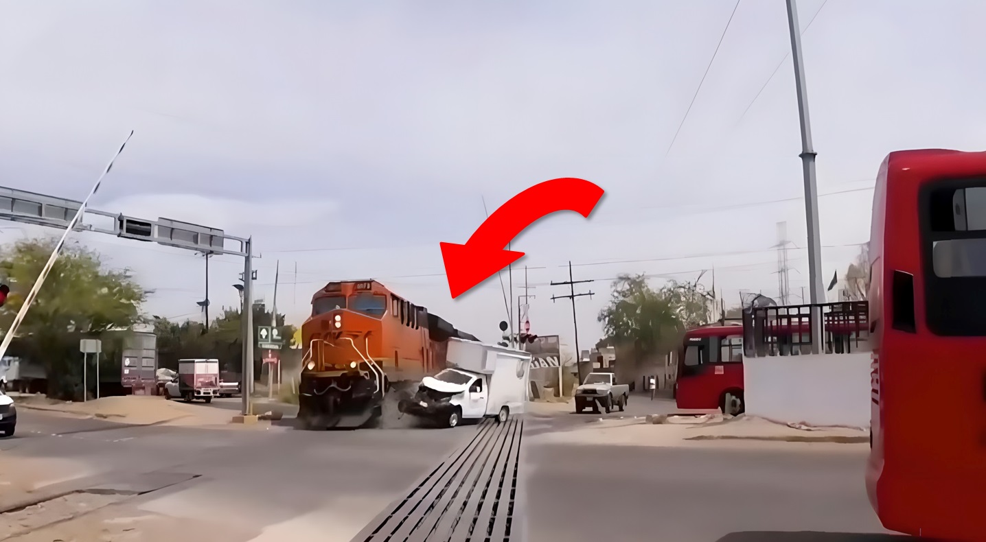 ТОП 15 НЕОБЫЧНЫХ СЛУЧАЕВ С ТЕХНИКОЙ НА ДОРОГАХ! Посмотрев видео, пожалуй, начинаю ходить пешком! смотреть онлайн