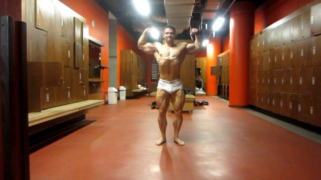 Redukcja/SNiZ/14.02.2014/Valentine's Day Training/Chest and Triceps Workout /Posing Routine смотреть онлайн