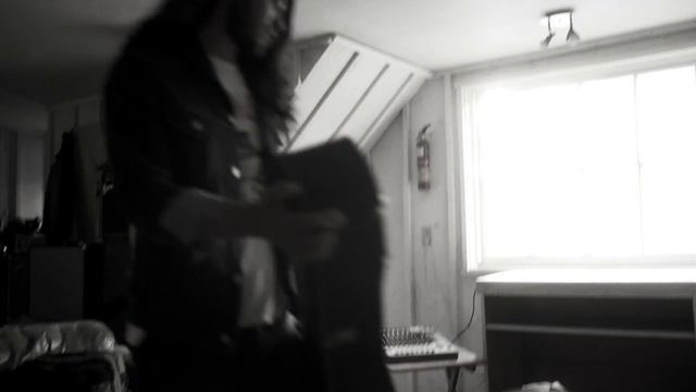 Billy Raffoul - International Hotel Album (Ep. 3 International Hotel/The Album) смотреть онлайн