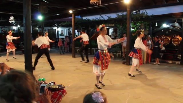 Bulgarian folklore dance / Болгарский фольклор смотреть онлайн
