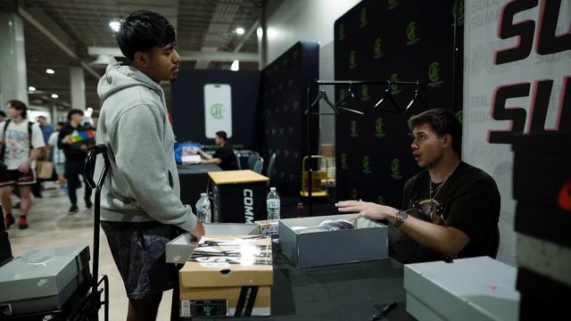SPENDING $30,000 IN 28 MINUTES ON SNEAKERS AT GOT SOLE MIAMI *DAY 1* смотреть онлайн