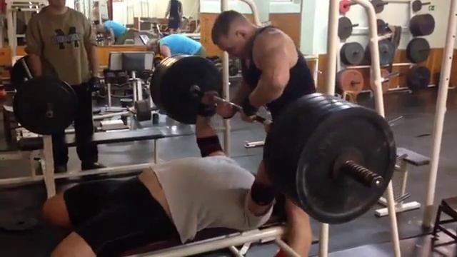 Александр Курак, жим лёжа - raw - 230 кг на 2 раза, подготовка в Луцк. смотреть онлайн