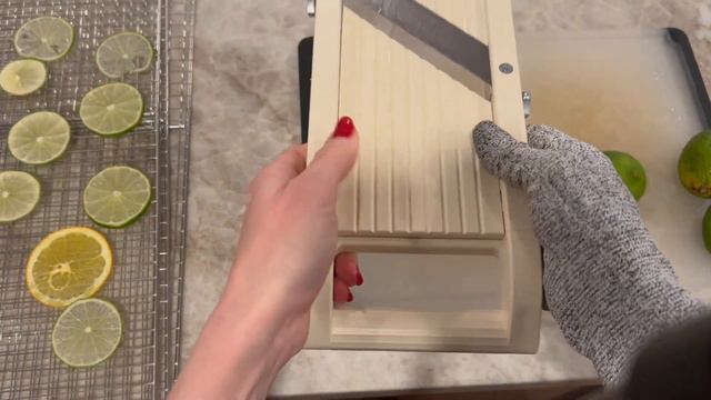 Super benriner mandoline review// How to use super benriner mandoline смотреть онлайн