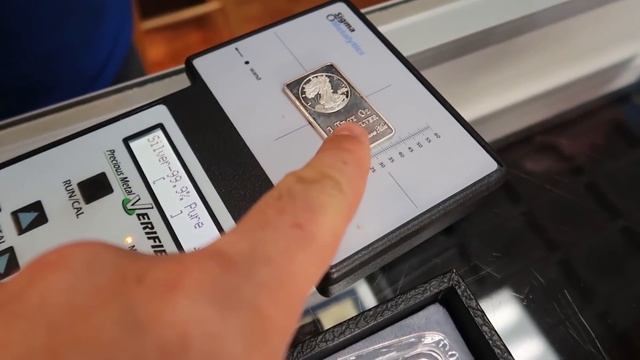 How to Spot a Fake Silver Bar смотреть онлайн