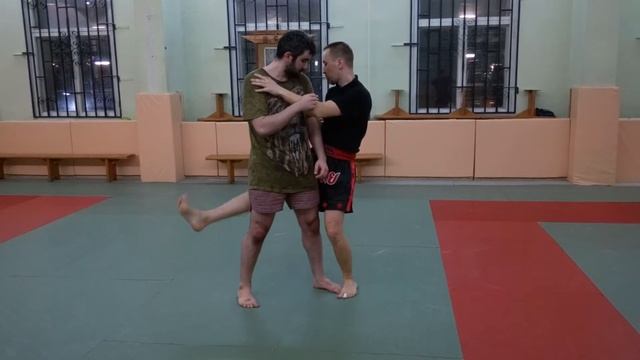 Такой бросок под силу даже ребёнку! Посадка из клинча. смотреть онлайн