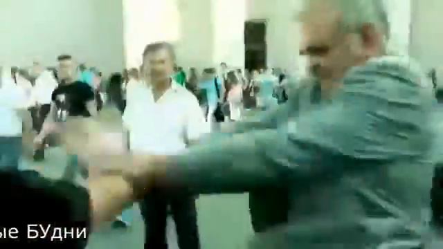 Драки активистов Лев Против 2017 смотреть онлайн