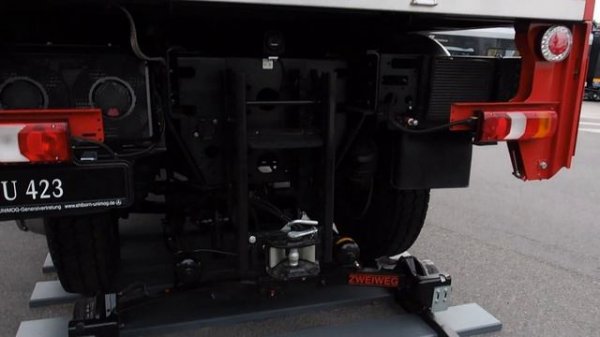 Mercedes Benz Unimog U 423