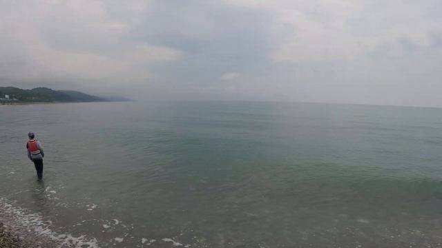 Лазаревское пляж в районе "Рыбацкого", 20.05.2023?ЛАЗАРЕВСКОЕ СЕГОДНЯ?СОЧИ. смотреть онлайн