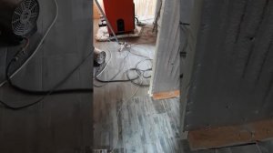 Перегородка по теплому полу в ванной комнате...