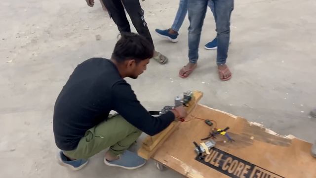 Gas Powered Hoverboard ? - Mr INDIAN HACKER смотреть онлайн