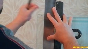 Скол стекла у аквариума