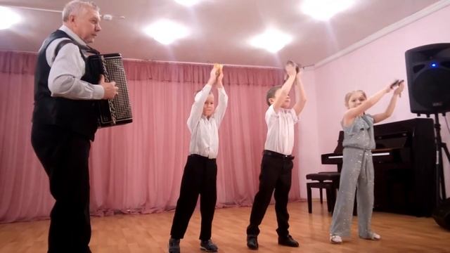 Школа искусств. п. Монетный. Шумовые инструменты. Дети 6 лет 2019 г. смотреть онлайн