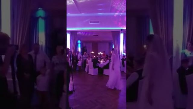 Обращение невесты к своей Маме и родителям Жениха.. До слёз..просто супер смотреть онлайн