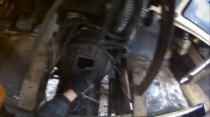 Урал ЯМЗ-238. Замена заднего сальника коленвала. Разборка