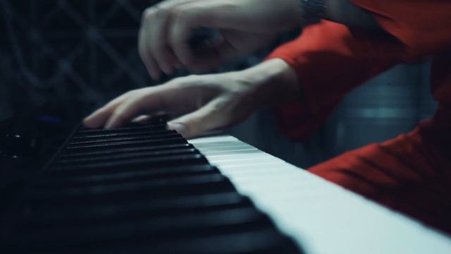 La casa de papel - My life is going on & Bella Ciao by Khananaev смотреть онлайн