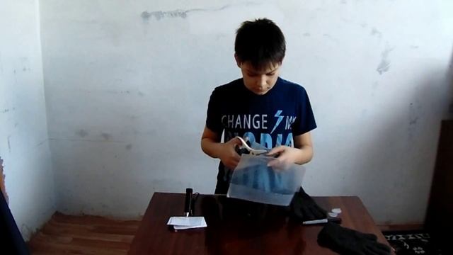 Как сделать сенсорные перчатки для смартфонов/How to make a touch gloves for smartphones. смотреть онлайн