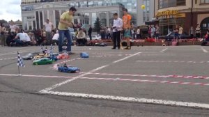 Трек для радиоуправляемых машин на площади Ленина 13.06.2014