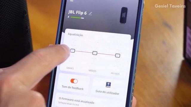 JBL CHARGE ESSENTIAL vs JBL FLIP 6, QUAL A MELHOR? смотреть онлайн