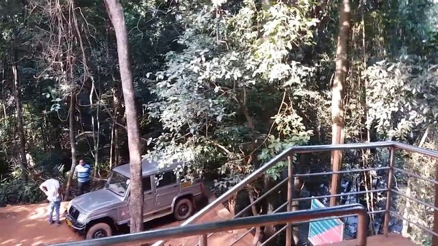 Водопад Дудхсагар. Гоа, Индия смотреть онлайн