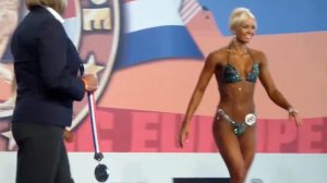 Награждение победителей Арнольд Классик Европа 2014 фитнес до 163 см. Анна Дудушкина - 3 место!