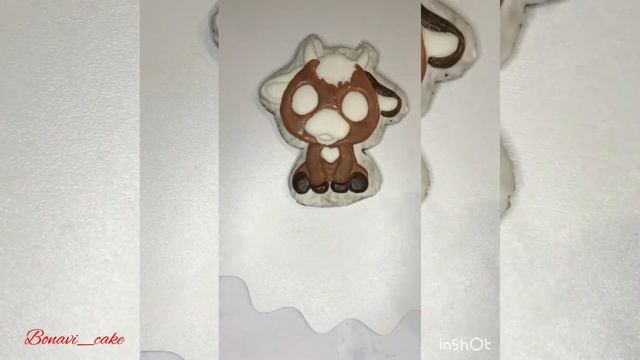 Рисуем новогодний пряник✨ Год металического быка 2021 смотреть онлайн