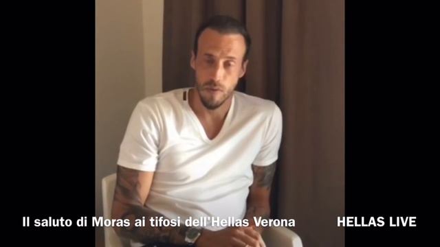 Il saluto di Moras ai tifosi dell'Hellas Verona смотреть онлайн