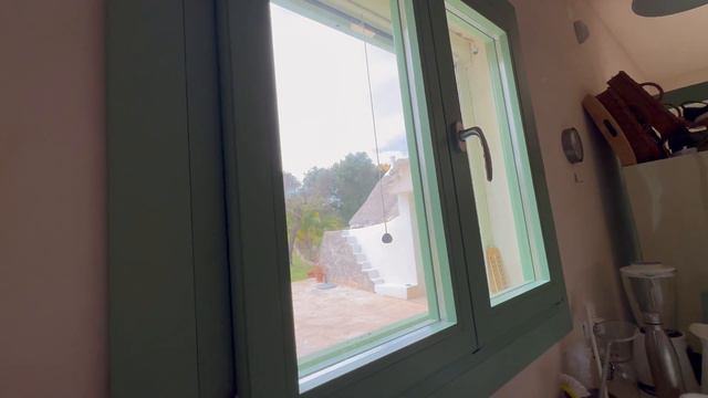 3 bedroom property with trullo for sale in Puglia, Italy смотреть онлайн