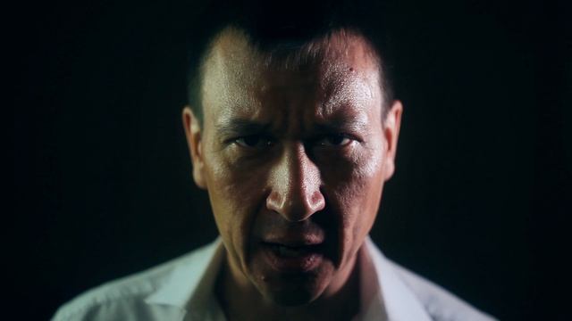 Я внук того солдата/песня взорвавшая интернет.mp4 смотреть онлайн