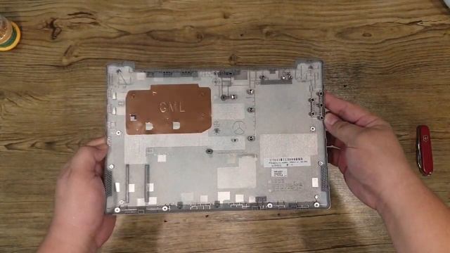 Lenovo IdeaPad Slim 1 Review; Laptop for Only Php8,999 (USD180) смотреть онлайн