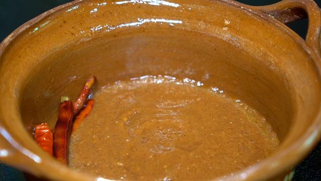 Almuerzo de Huevos Pobres pero Bien Ricos смотреть онлайн