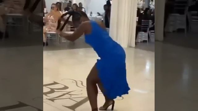 Африканка под цыганскую песню. #gypsy #romale #bahtaleroma смотреть онлайн