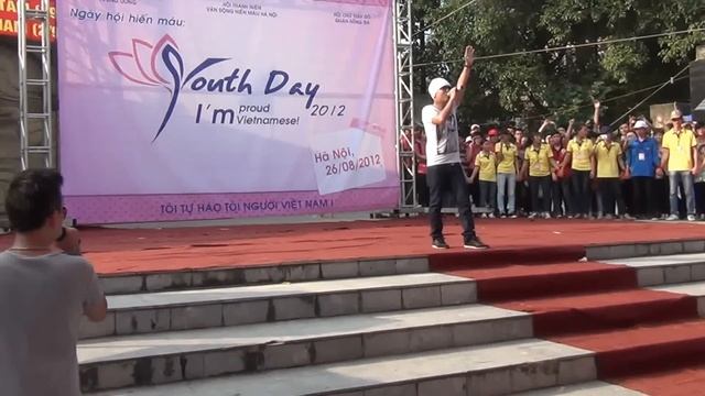 [LIVE] Im lặng - LK ft Just A Tee смотреть онлайн