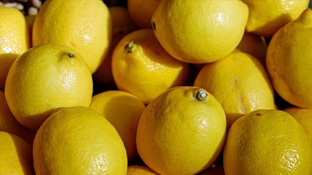 Только замороженный лимон !!! Что он творит ? смотреть онлайн