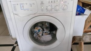 Indesit WIL 105 -  start program 2, 60°C, 1000 rpm