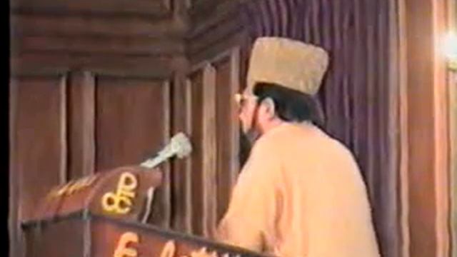Shaan e Hazrat Umar - Maulana Zia-ur-Rahman Farooqi 2/4 смотреть онлайн
