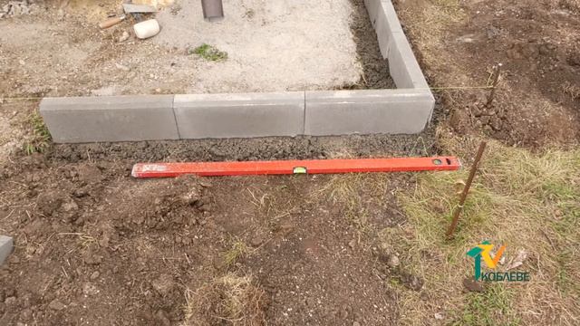 У здания Новофедоровского сельского дома культуры постелили новую плитку смотреть онлайн