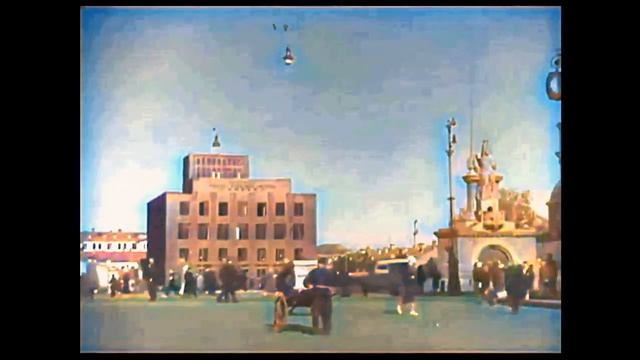 1934 год. Летняя Москва в цвете. Редкая хроника. Много москвичей, трамваев и лошадиных повозок. 4K смотреть онлайн