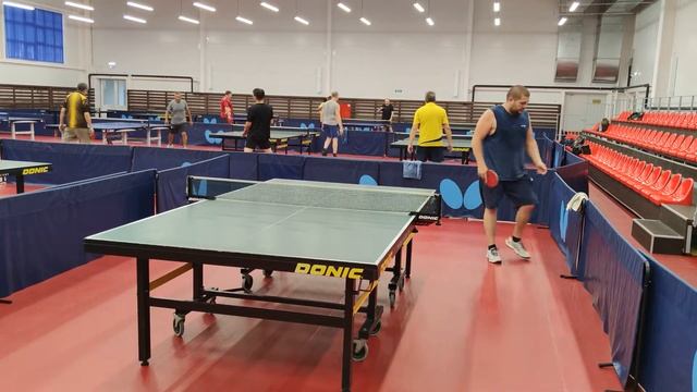 Игровая тренировка с Дмитрием по настольному теннису смотреть онлайн
